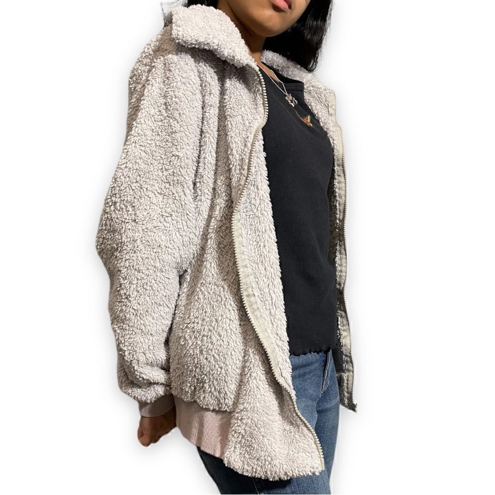 Fuzzy Teddy Jacket    - Picture 10 of 13